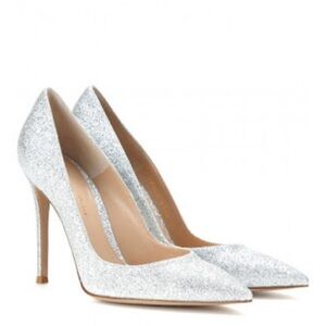 Giovannito Rossi Silver Stiletto Heels, Italian Super Soft Leather! Brand New.